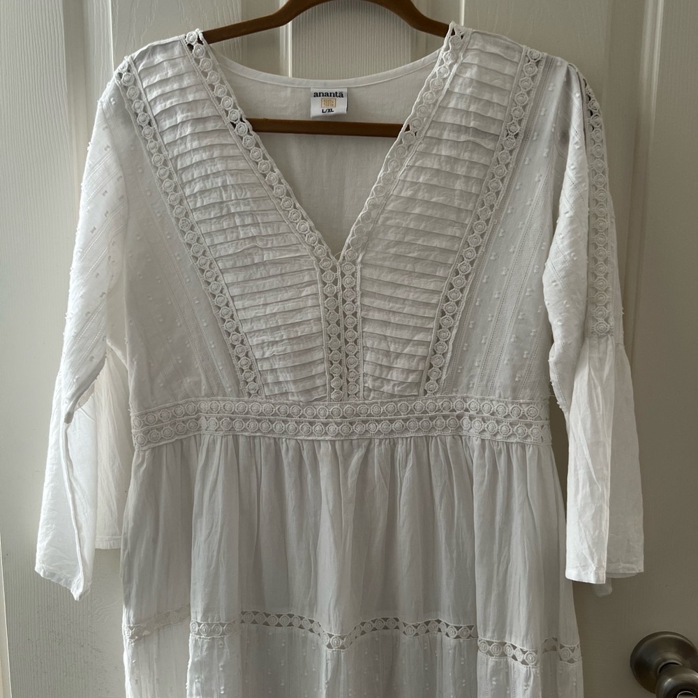 Amiana White Textured Maxi Dress